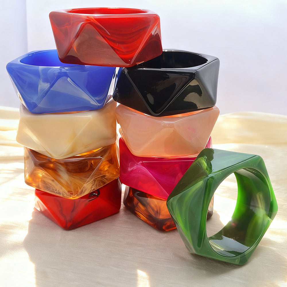 Retro Black Acrylic Rhombus Bangle For Women
