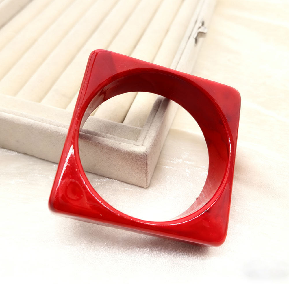 Geometric Retro Acrylic Bangle For Women In Multicolor