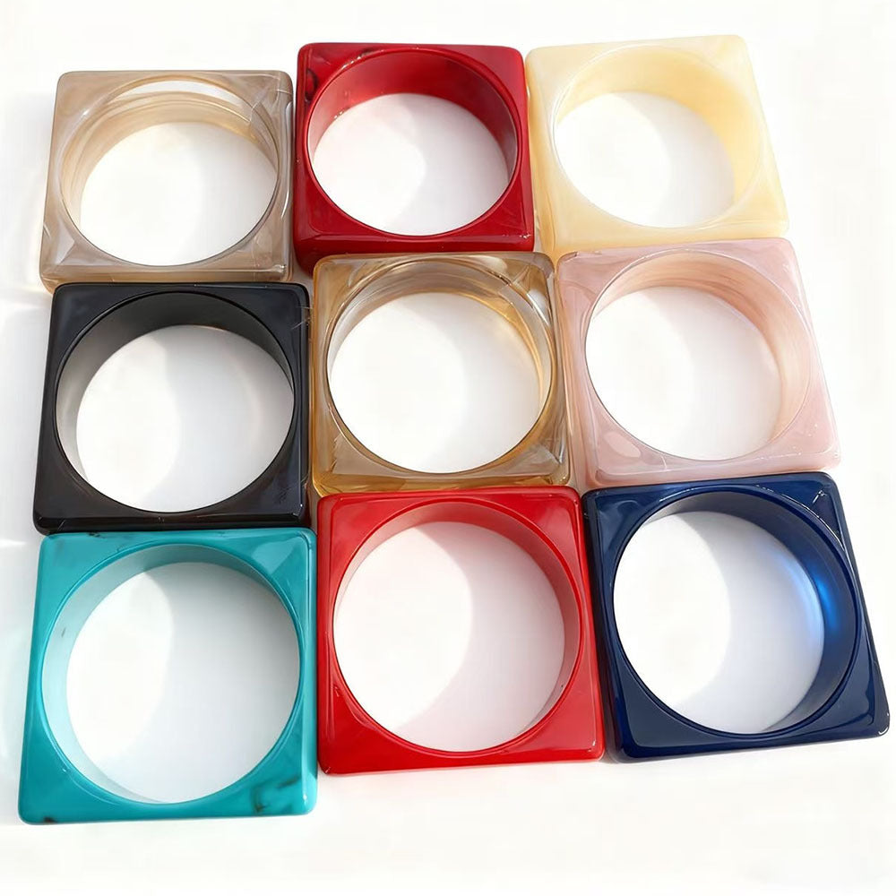 Geometric Retro Acrylic Bangle For Women In Multicolor
