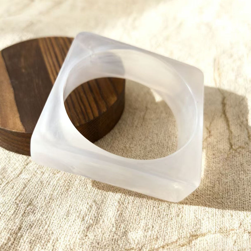 Geometric Retro Acrylic Bangle For Women In Multicolor