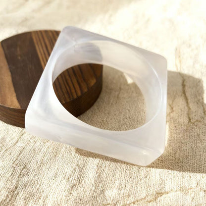 Geometric Retro Acrylic Bangle For Women In Multicolor