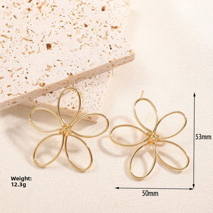 Retro Flowers Tassel Earrings For Women In Electroplated Metal Featuring Elegant Design