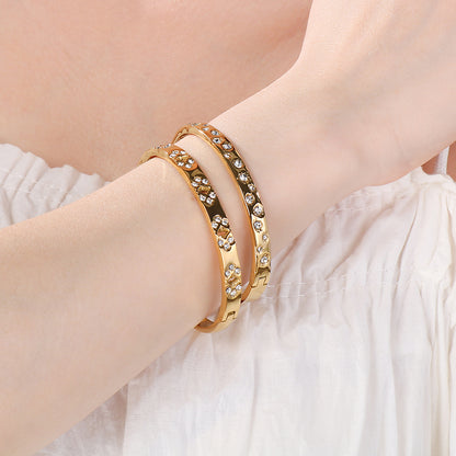 Three-dimensional Square Bangle For Women In 304 Stainless Steel With 18K Real Gold Plating And Rhinestone Inlay