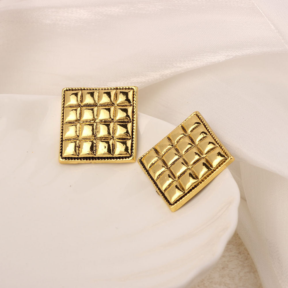 Golden Simple Style Flowers Stud Earrings For Women In Zinc Alloy With Crystal Inlay