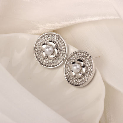 Golden Simple Style Flowers Stud Earrings For Women In Zinc Alloy With Crystal Inlay