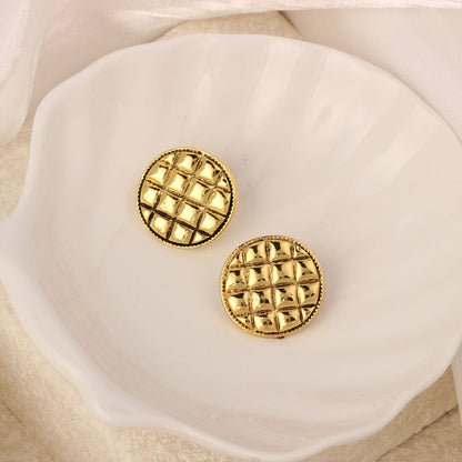 Golden Simple Style Flowers Stud Earrings For Women In Zinc Alloy With Crystal Inlay