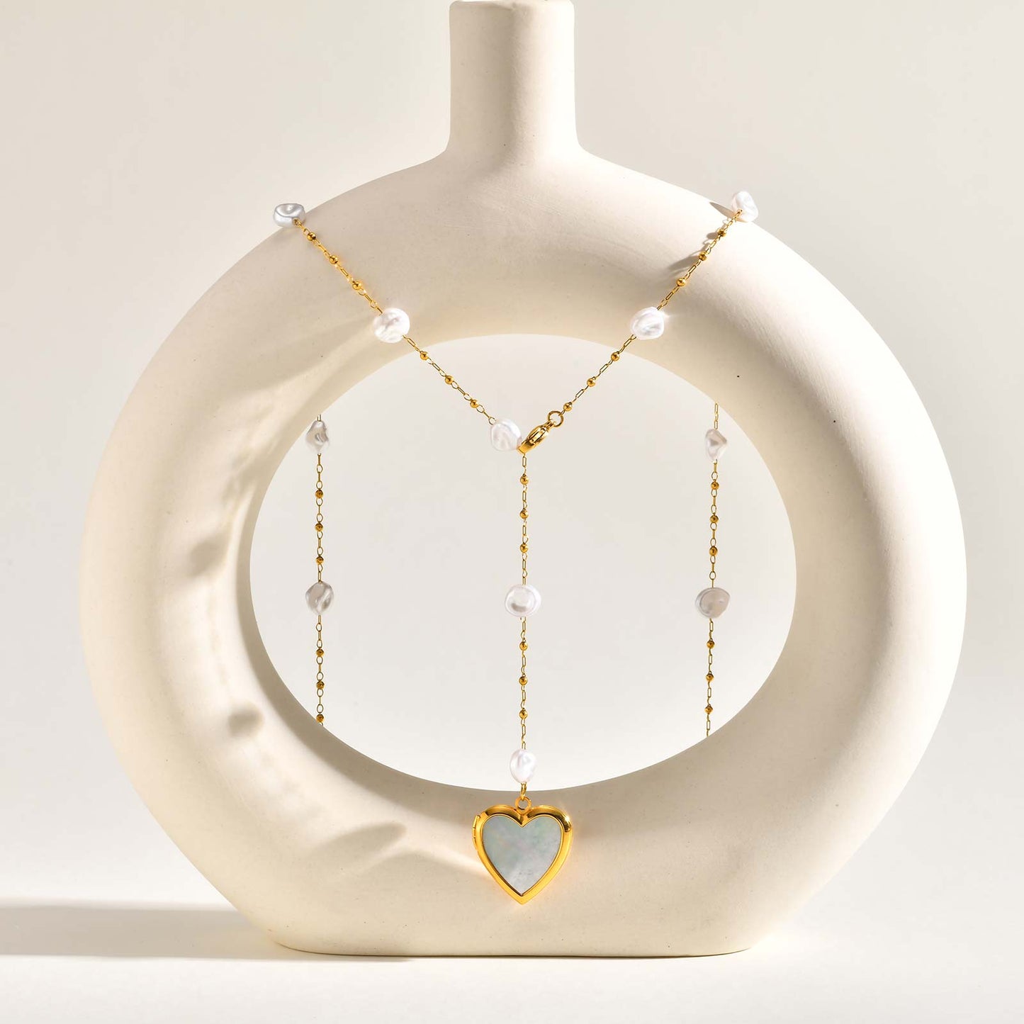 Heart Shape Pendant Necklace For Women In IG Style Featuring 304 Stainless Steel With 18K Real Gold Plated Cable Chain