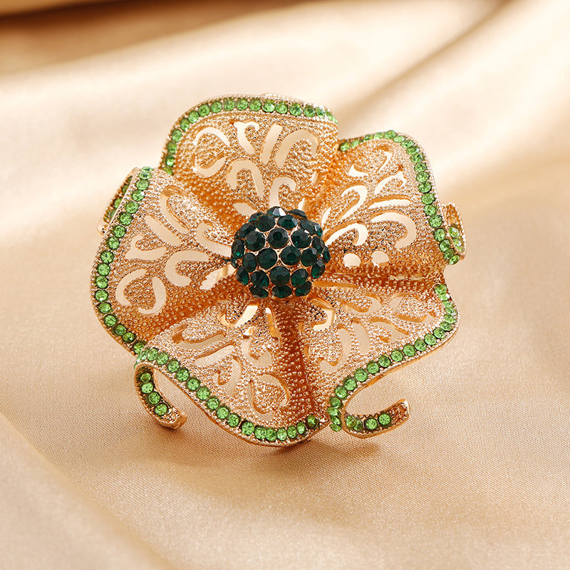 Ethnic Style Open Ring With Flowers Design, 1 PCS Package, Alloy Material With KC Golden Plated And Rhinestones Inlay