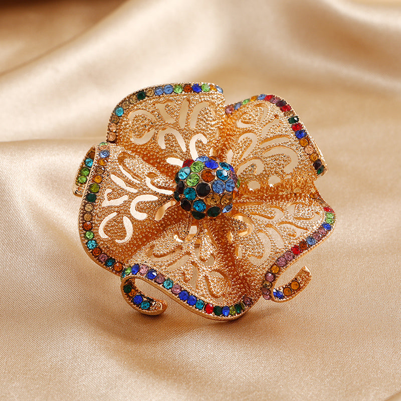 Ethnic Style Open Ring With Flowers Design, 1 PCS Package, Alloy Material With KC Golden Plated And Rhinestones Inlay