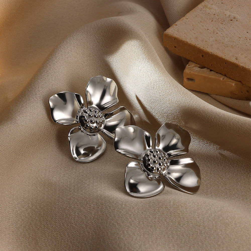 Flowers Stud Earrings For Women Featuring Waterproof Non Tarnish 304 Stainless Steel With 18K Real Gold PVD Coated Plating