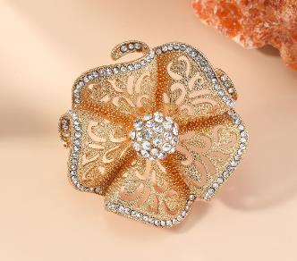 Ethnic Style Open Ring With Flowers Design, 1 PCS Package, Alloy Material With KC Golden Plated And Rhinestones Inlay