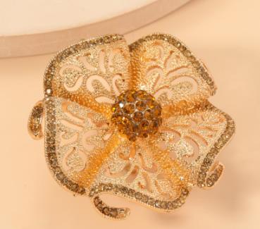 Ethnic Style Open Ring With Flowers Design, 1 PCS Package, Alloy Material With KC Golden Plated And Rhinestones Inlay
