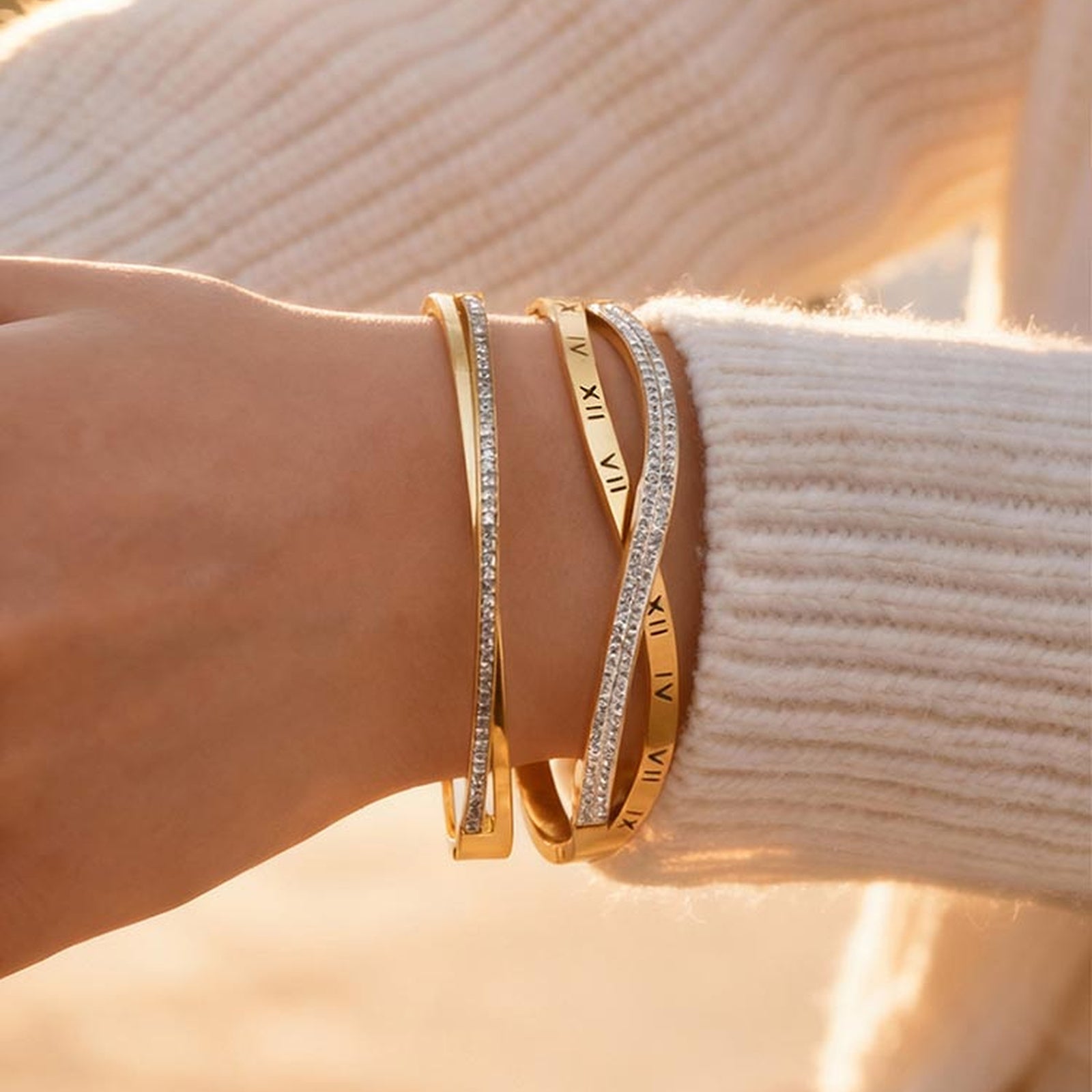 Solid Color Bangle For Women In IG Style, Made Of 304 Stainless Steel With 18K Real Gold Plating And Rhinestone Inlay