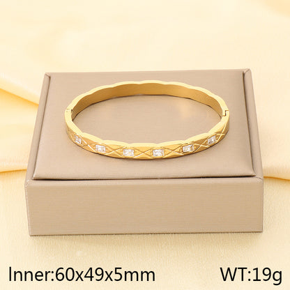 Three-dimensional Square Bangle For Women In 304 Stainless Steel With 18K Real Gold Plating And Rhinestone Inlay