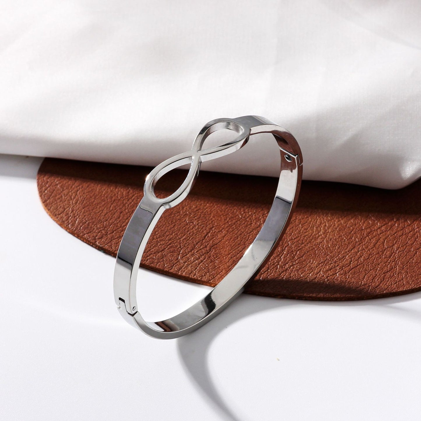 Polished Geometric Bangle For Women In 304 Stainless Steel Featuring 18K Real Gold Plated PVD Coating