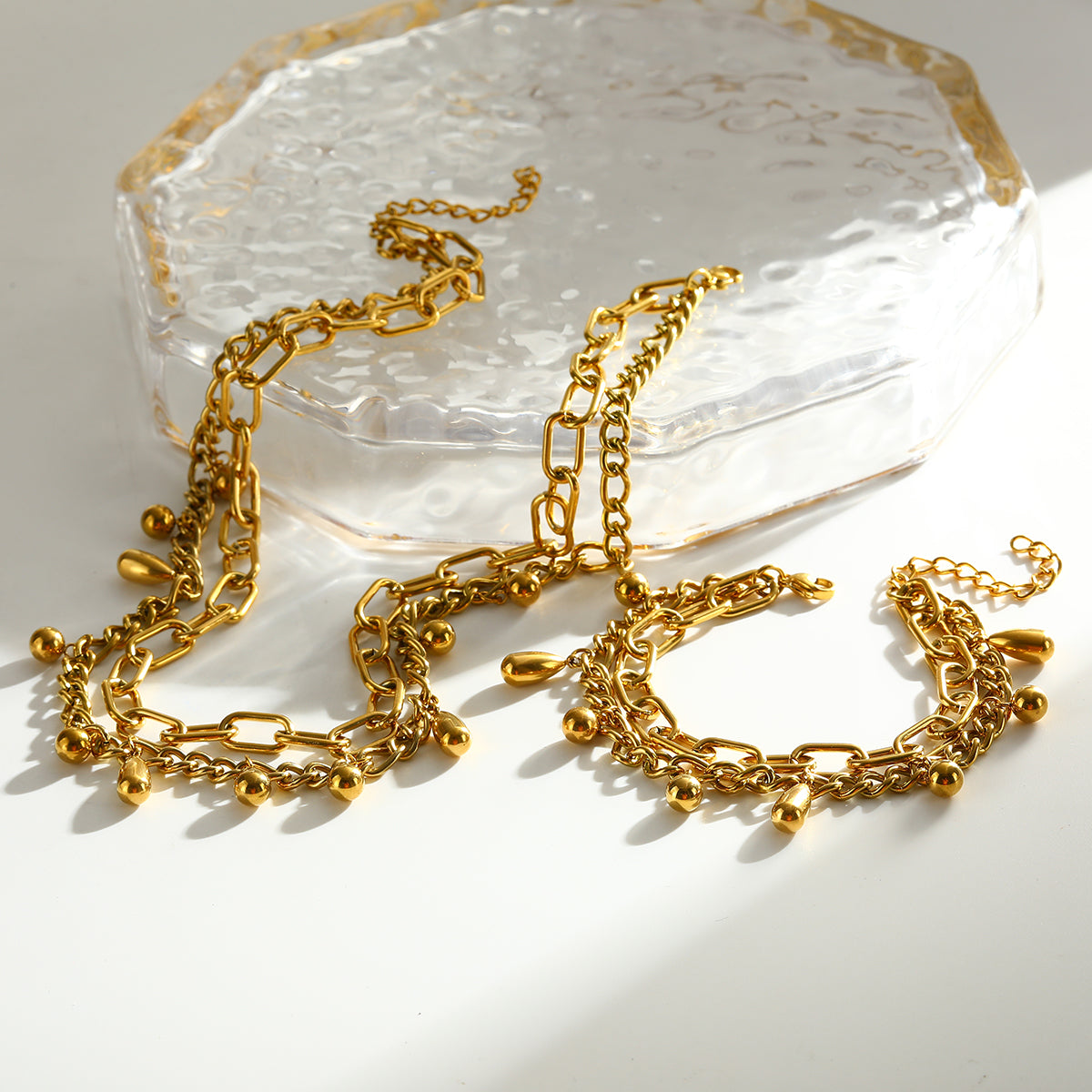 Round Electroplated Jewelry Set For Women In 304 Stainless Steel With 18K Real Gold Plated Finish And Paperclip Chain