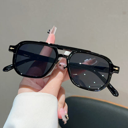 Unisex Square Full Frame Sunglasses With PC Lens Material In Black For Spring And Summer