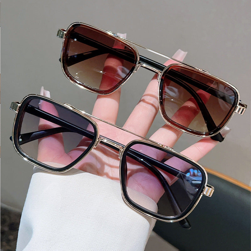 Unisex Square Full Frame Sunglasses With PC Lens Material In Black, Perfect For Spring And Summer