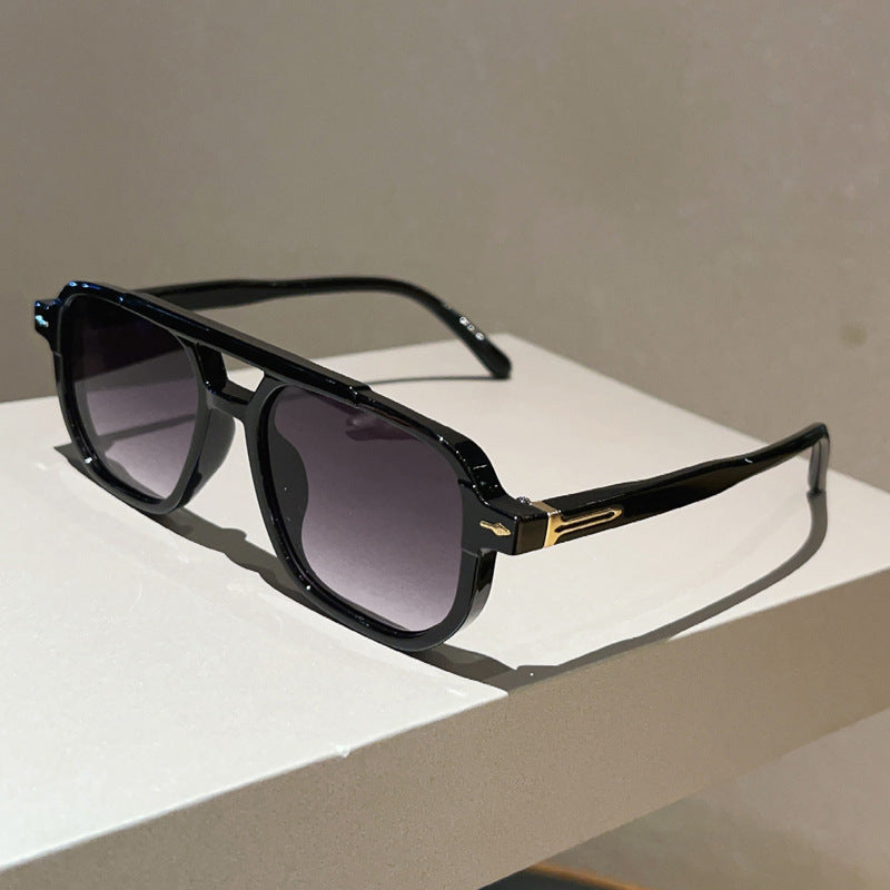 Unisex Square Full Frame Sunglasses With PC Lens Material In Black For Spring And Summer