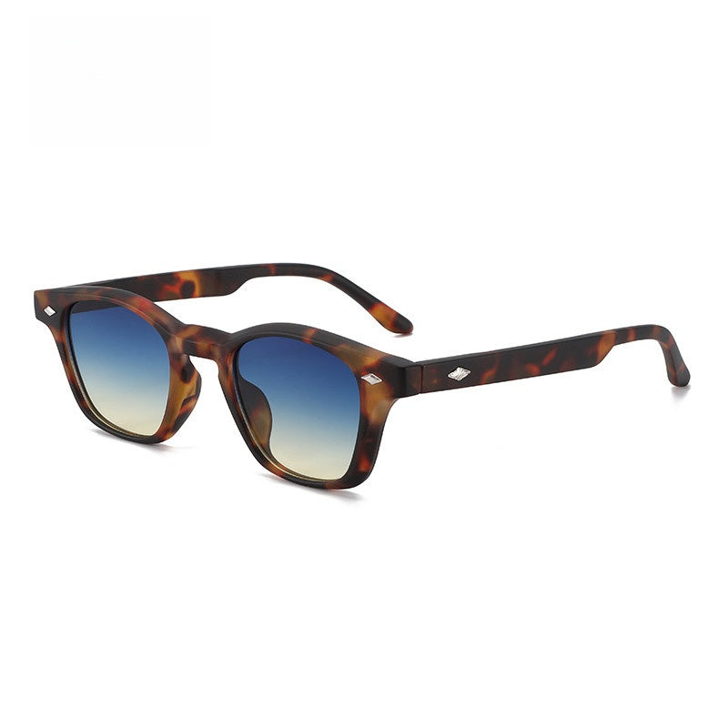 Unisex Round Frame Full Frame Sunglasses With PC Lens Material In Black, Ideal For Spring