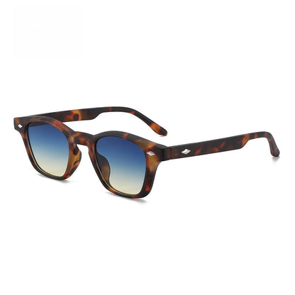 Unisex Round Frame Full Frame Sunglasses With PC Lens Material In Black, Ideal For Spring
