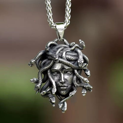 Gothic Snake Pendant Necklace For Unisex Featuring Electroplated Zinc Alloy With Twisted Rope Chain