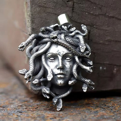 Gothic Snake Pendant Necklace For Unisex Featuring Electroplated Zinc Alloy With Twisted Rope Chain