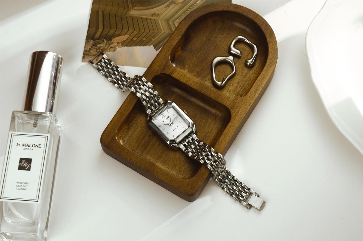 Women's Quartz Watch With Stainless Steel Strap And Jewelry Buckle, Featuring Ordinary Glass Mirror And Pointer Display