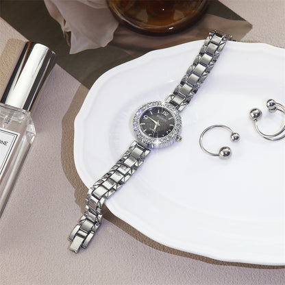 Women's Quartz Watch With Stainless Steel Strap And Jewelry Buckle, Featuring Ordinary Glass Mirror And Pointer Display