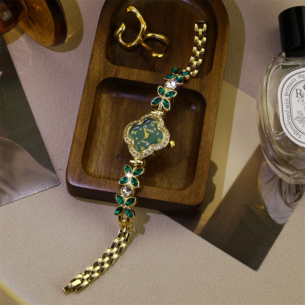 Women's Quartz Watch With Stainless Steel Strap And Jewelry Buckle, Featuring Ordinary Glass Mirror And Pointer Display