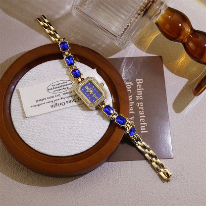 Women's Quartz Watch With Stainless Steel Strap And Jewelry Buckle, Featuring Ordinary Glass Mirror And Pointer Display