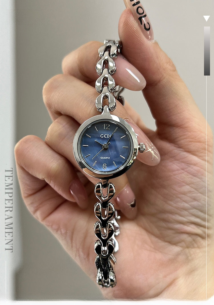 Women's Quartz Watch With Stainless Steel Strap And Jewelry Buckle, Featuring Tempered Glass Mirror And Pointer Display