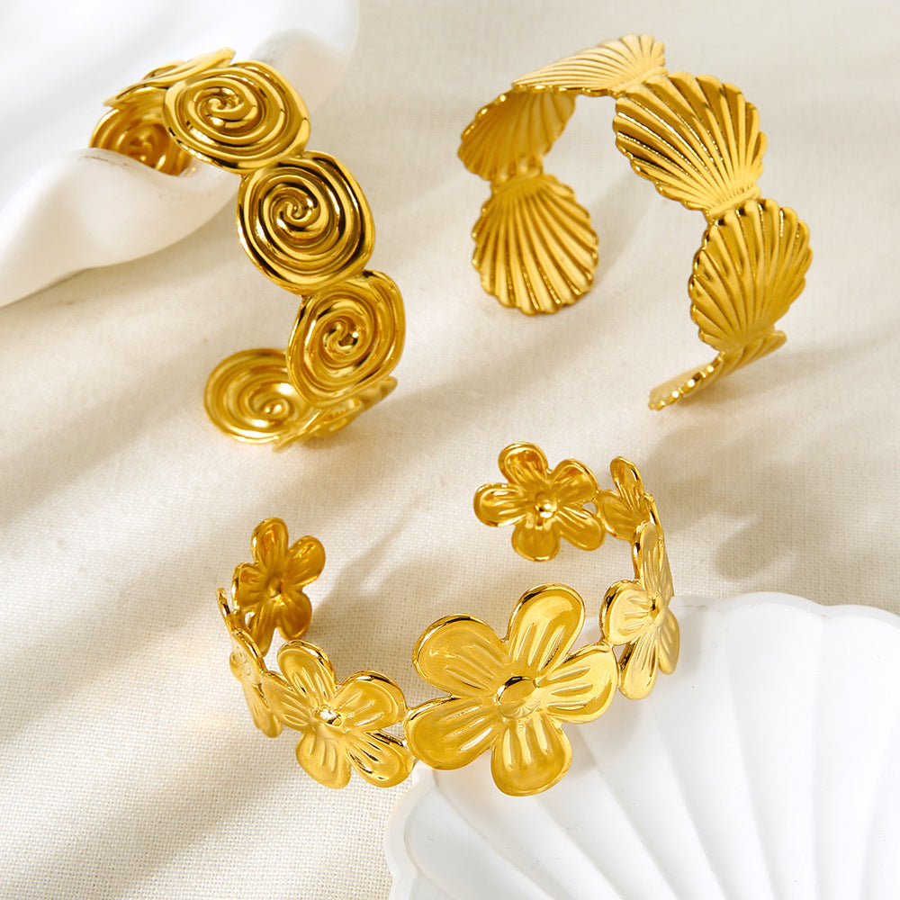 Women’s Electroplated 18K Real Gold Plated Bangle For Flowers Featuring Shell Inlay