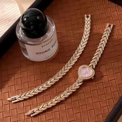 Women's Quartz Watch With Stainless Steel Strap And Buckle, Featuring Tempered Glass Mirror And Pointer Display