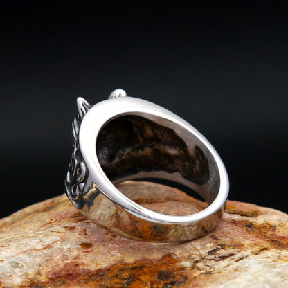 Nordic Style Wolf Ring For Men In Durable Titanium Steel, Featuring Bold Design For Everyday Wear