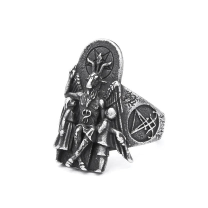 Men's Punk Skull Ring In Steel Color For A Bold And Edgy Style
