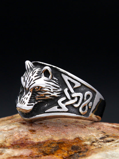Nordic Style Wolf Ring For Men In Durable Titanium Steel, Featuring Bold Design For Everyday Wear