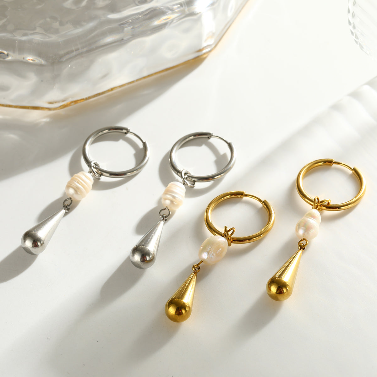 Water Droplets Drop Earrings For Women, Electroplated 304 Stainless Steel With 18K Real Gold Plated And Freshwater Pearl Inlay