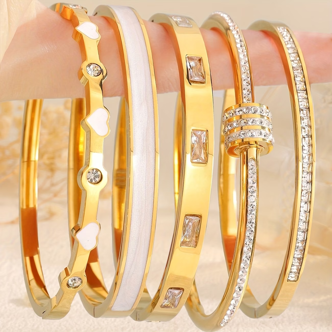 Heart Shape Bangle For New Year, Unisex 304 Stainless Steel With 18K Real Gold Plated And Zircon Inlay