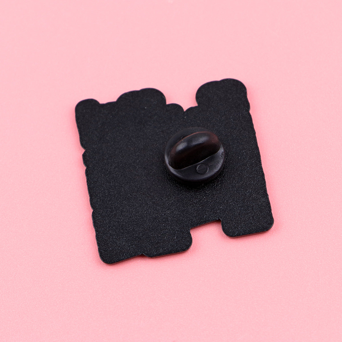 Pin Made Of Zinc Alloy Featuring Stoving Varnish Craftsmanship
