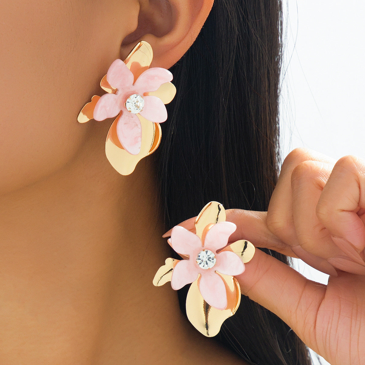 Handmade Sweet Petal Stud Earrings For Women In Alloy