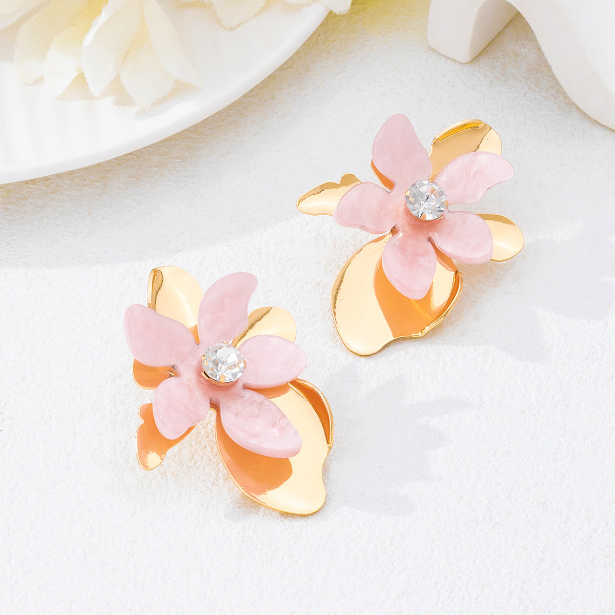 Handmade Sweet Petal Stud Earrings For Women In Alloy