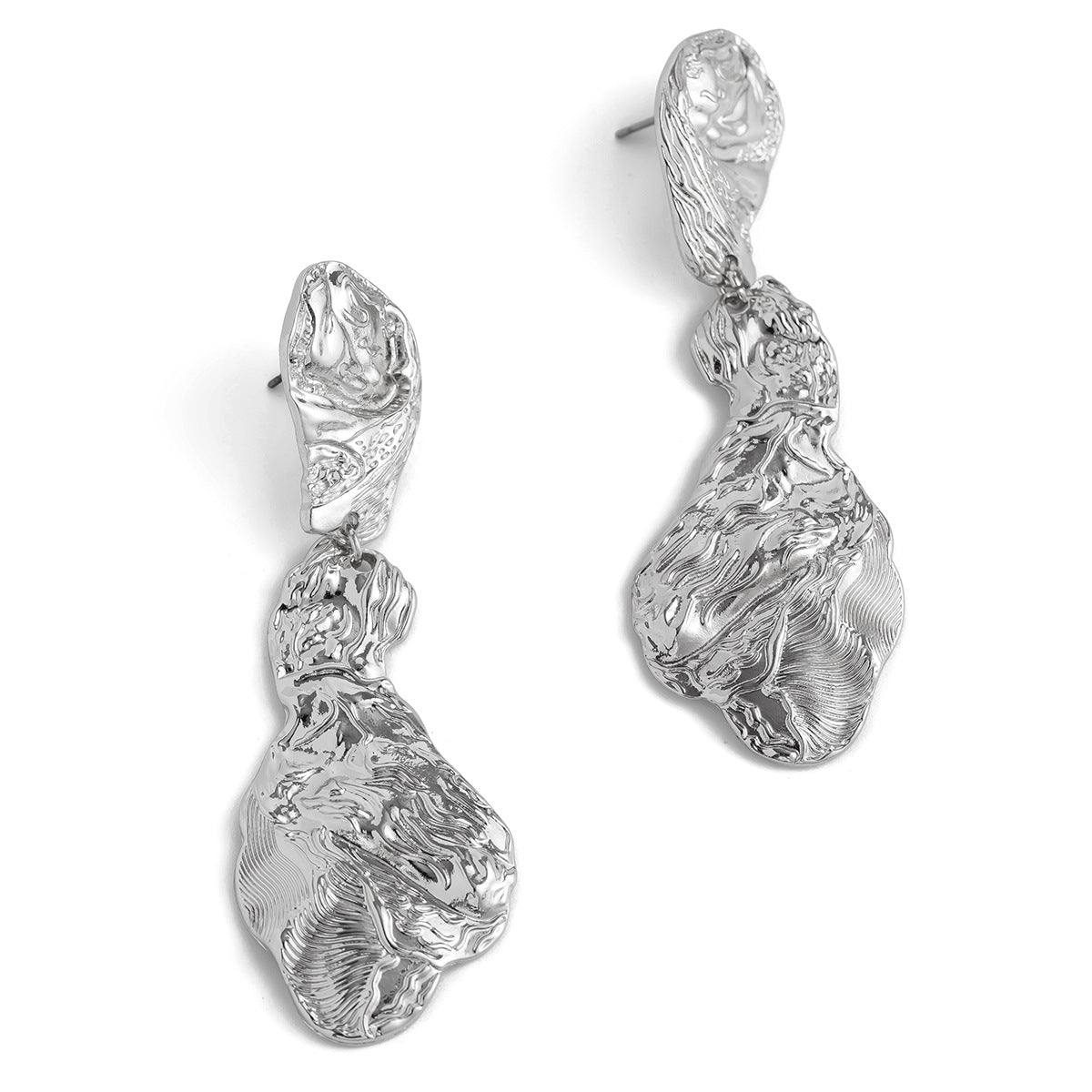 Exaggerated Heart Shape Earrings For Women In Golden Alloy, Stylish And Bold Design