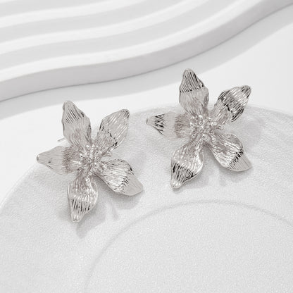 Asymmetrical Flowers Stud Earrings For Women In Zinc Alloy With Golden Plated Electroplated Finish