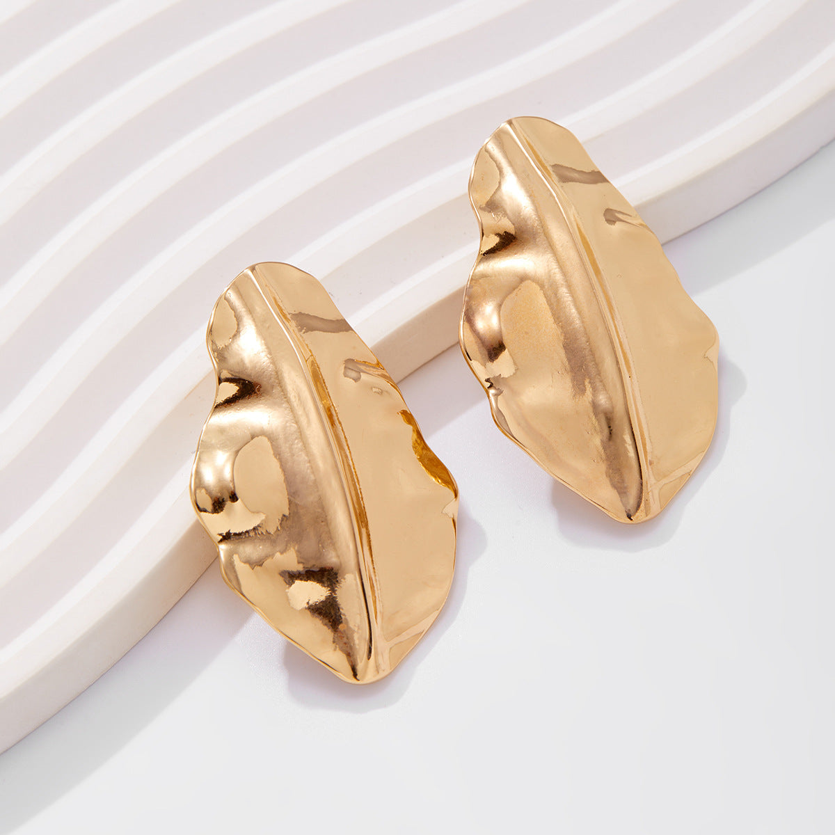 Asymmetrical Flowers Stud Earrings For Women In Zinc Alloy With Golden Plated Electroplated Finish