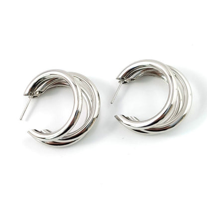 Simple Style Round Earrings For Women In Golden Metal Featuring Electroplated Finish