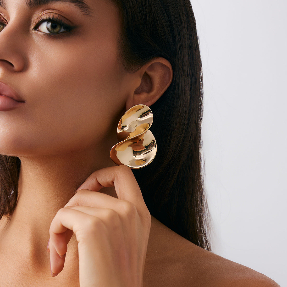 Geometric Twist Stud Earrings For Women In Alloy With Electroplated White K Gold Plated Finish, Golden