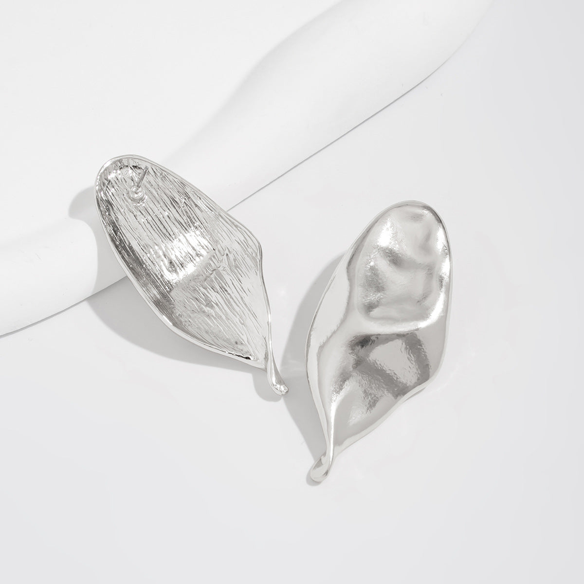 Asymmetrical Flowers Stud Earrings For Women In Zinc Alloy With Golden Plated Electroplated Finish