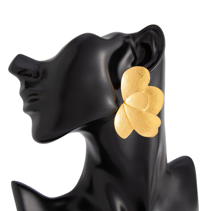 Asymmetrical Flowers Stud Earrings For Women In Zinc Alloy With Golden Plated Electroplated Finish