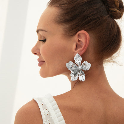 Asymmetrical Flowers Stud Earrings For Women In Zinc Alloy With Golden Plated Electroplated Finish